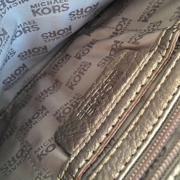 Michael Kors Vintage Gold Clutch with Chain - Picture 6 of 7